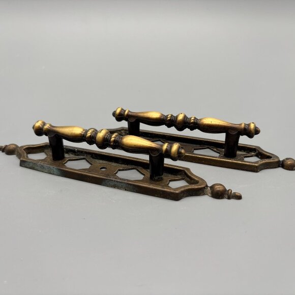 Vintage Ornate Brass Drawer Pulls With Turned Handles And Decorative Backplates - Picture 1 of 6